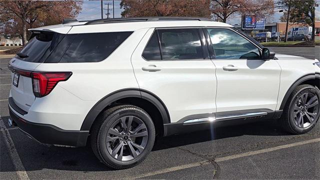 new 2025 Ford Explorer car, priced at $43,995