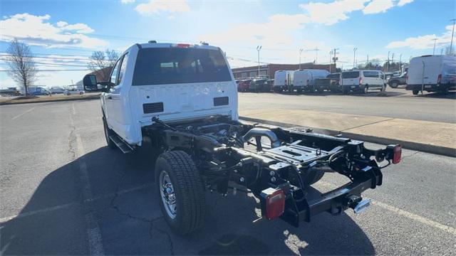 new 2024 Ford F-250 car, priced at $52,385