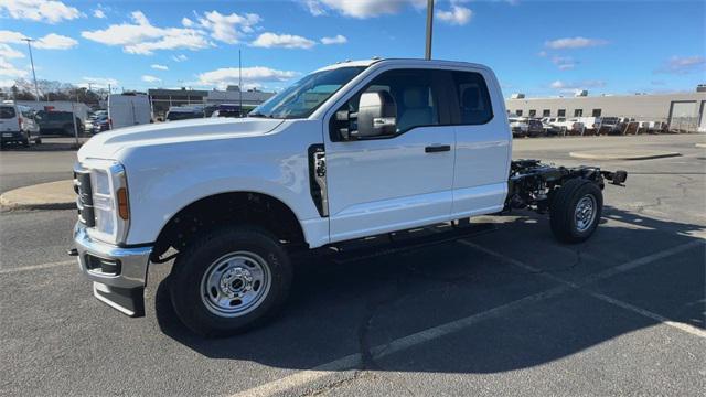 new 2024 Ford F-250 car, priced at $52,385