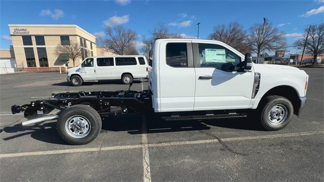 new 2024 Ford F-250 car, priced at $52,385