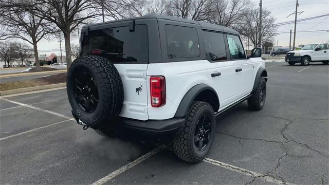 new 2024 Ford Bronco car, priced at $44,395