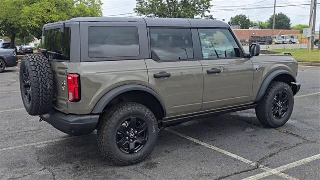 new 2025 Ford Bronco car, priced at $49,362
