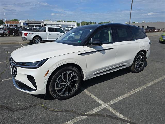 new 2025 Lincoln Nautilus car, priced at $69,910