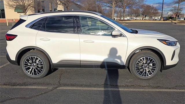 new 2025 Ford Escape car, priced at $39,995