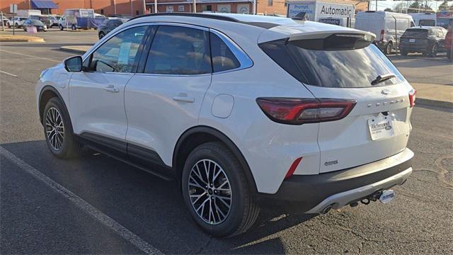 new 2025 Ford Escape car, priced at $39,995