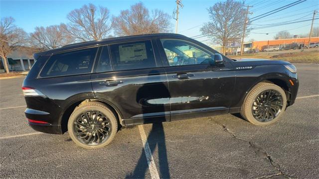 new 2025 Lincoln Aviator car, priced at $73,095