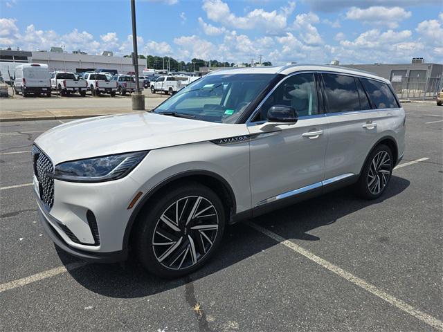 new 2025 Lincoln Aviator car, priced at $78,230