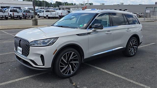 new 2025 Lincoln Aviator car, priced at $78,230