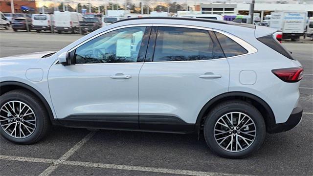 new 2025 Ford Escape car, priced at $45,515