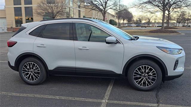 new 2025 Ford Escape car, priced at $45,515