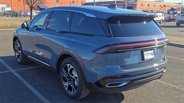 new 2025 Lincoln Nautilus car, priced at $57,195