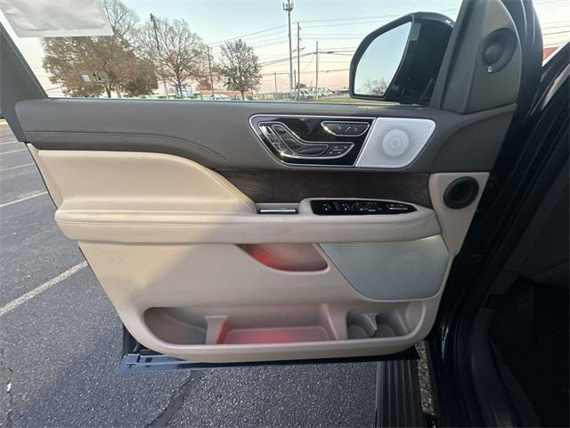 new 2024 Lincoln Navigator car, priced at $102,950