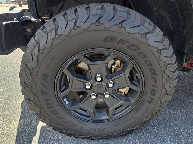 used 2021 Jeep Gladiator car, priced at $30,988
