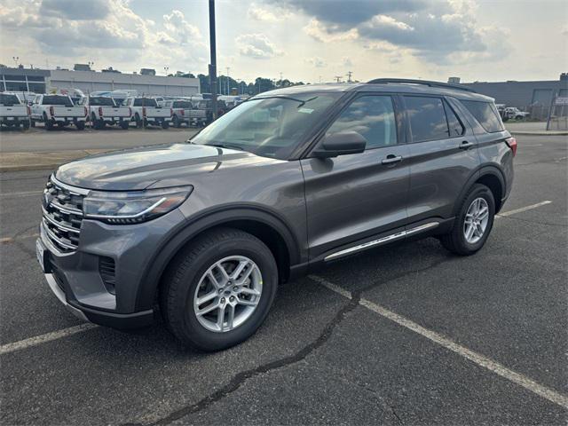 new 2025 Ford Explorer car, priced at $40,088