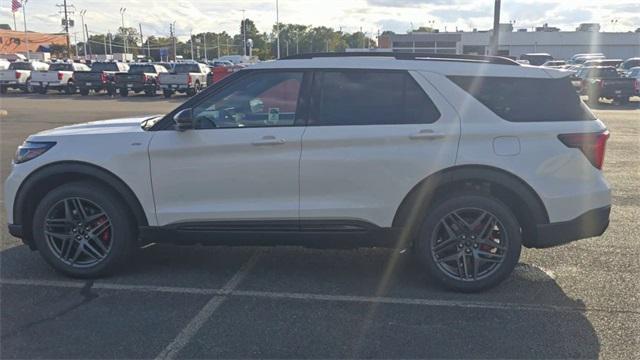 new 2025 Ford Explorer car, priced at $50,948