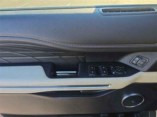 used 2019 Ford Expedition car, priced at $26,455