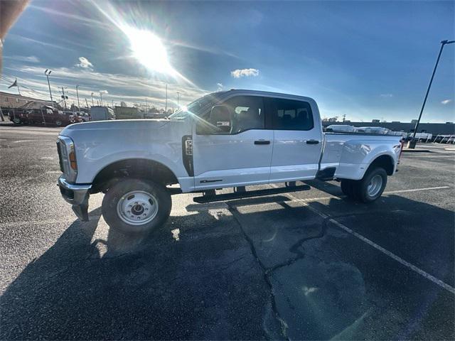 new 2024 Ford F-350 car, priced at $69,295