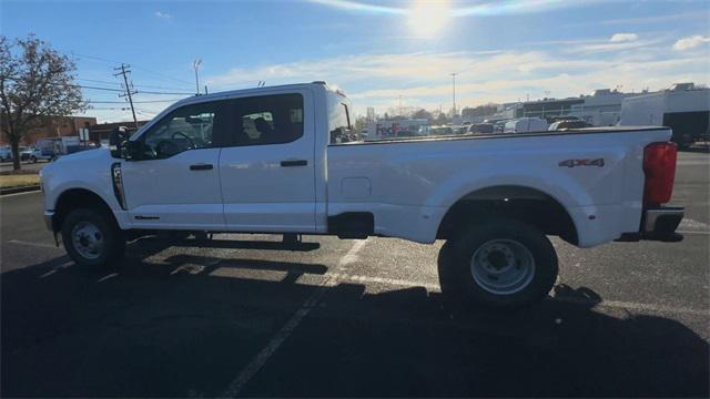 new 2024 Ford F-350 car, priced at $69,295