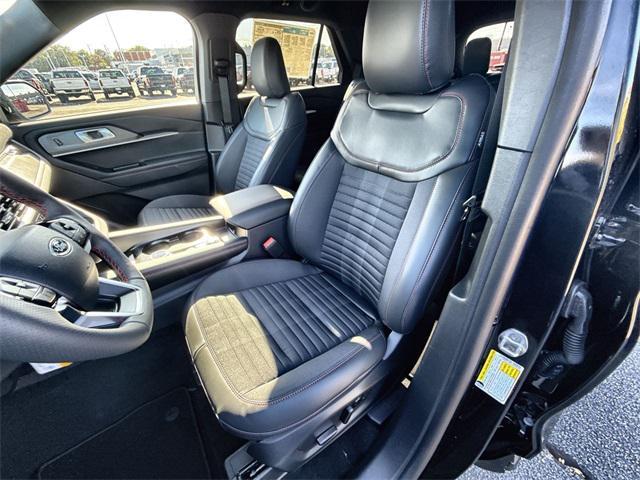 new 2025 Ford Explorer car, priced at $46,593