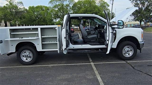 new 2025 Ford F-350 car, priced at $77,475