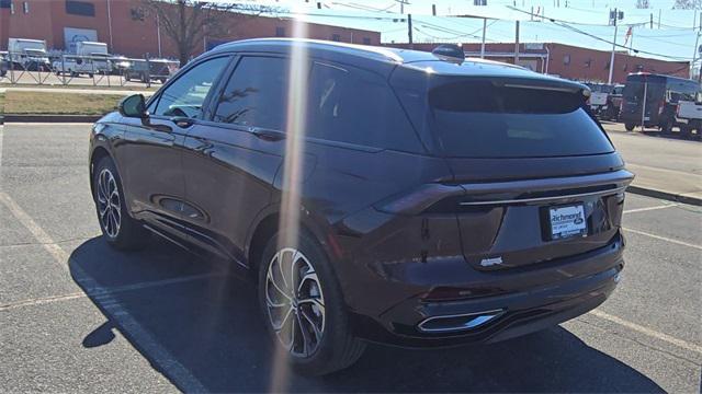 new 2025 Lincoln Nautilus car, priced at $62,895