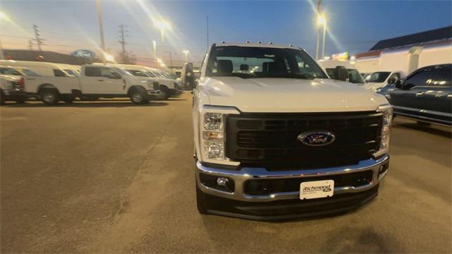 new 2024 Ford F-250 car, priced at $53,988