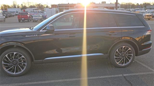 new 2025 Lincoln Aviator car, priced at $75,495