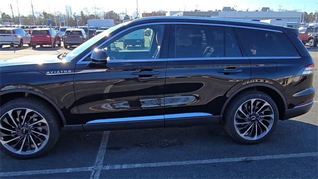 new 2025 Lincoln Aviator car, priced at $68,095