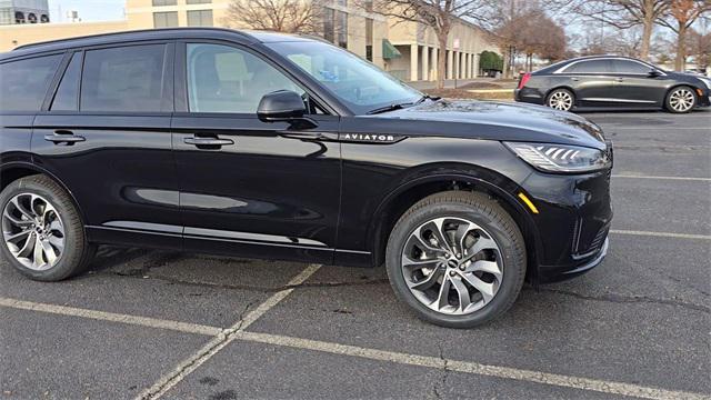 new 2025 Lincoln Aviator car, priced at $63,995