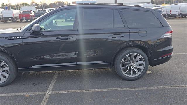 new 2025 Lincoln Aviator car, priced at $63,995