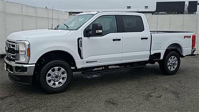 new 2024 Ford F-350 car, priced at $69,370