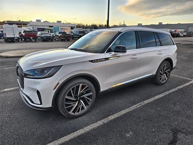 new 2025 Lincoln Aviator car, priced at $74,095