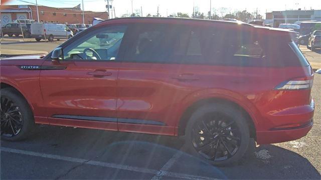 new 2025 Lincoln Aviator car, priced at $74,495