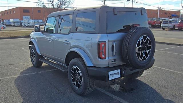 new 2024 Ford Bronco car, priced at $45,295