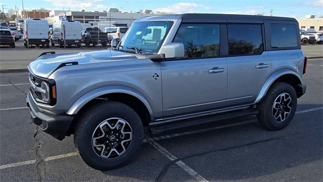 new 2024 Ford Bronco car, priced at $45,295