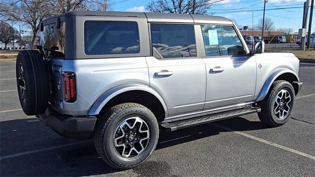 new 2024 Ford Bronco car, priced at $45,295