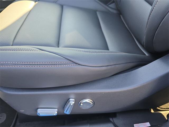 new 2025 Lincoln Nautilus car, priced at $52,143