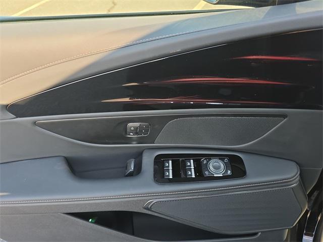 new 2025 Lincoln Nautilus car, priced at $52,143