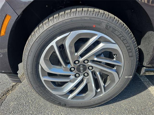 new 2025 Lincoln Navigator car, priced at $99,888