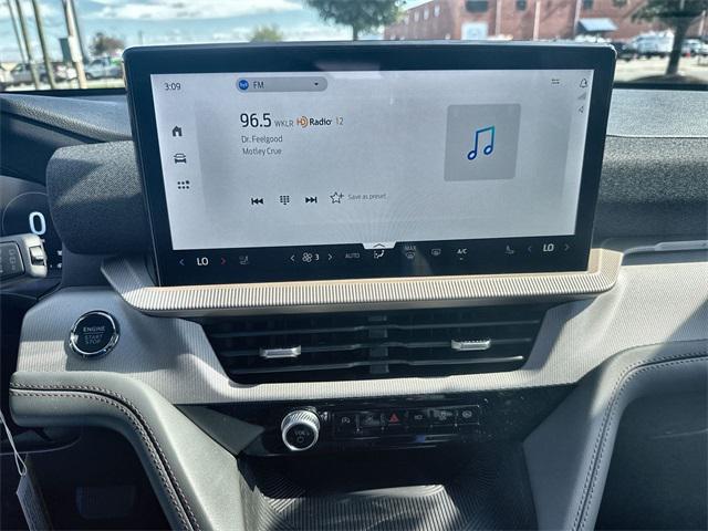 new 2025 Ford Explorer car, priced at $46,486