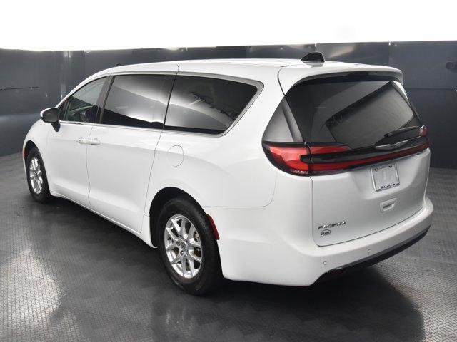 used 2023 Chrysler Pacifica car, priced at $23,767