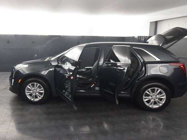 used 2021 Cadillac XT5 car, priced at $27,985