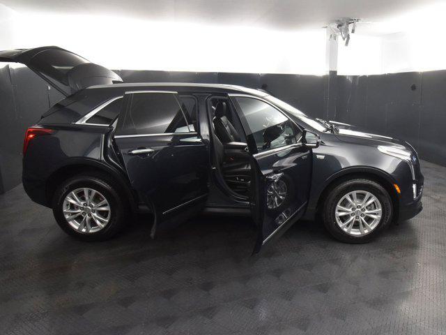 used 2021 Cadillac XT5 car, priced at $27,985