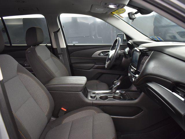 used 2021 Chevrolet Traverse car, priced at $27,748