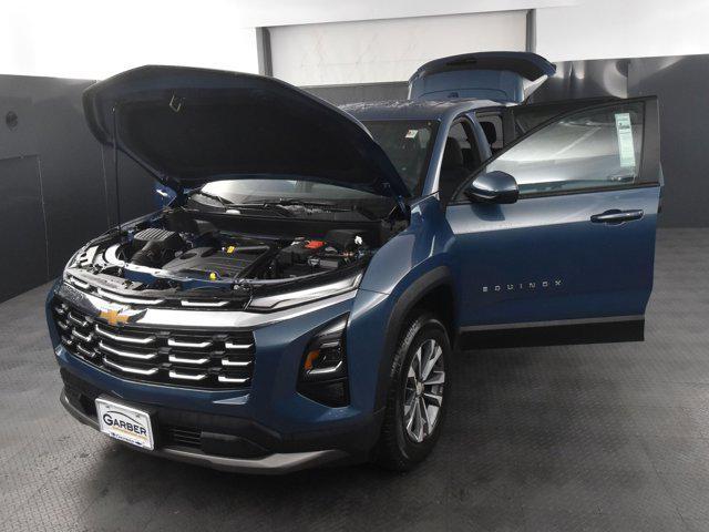 new 2025 Chevrolet Equinox car, priced at $31,995