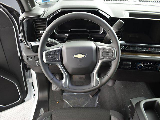 new 2025 Chevrolet Silverado 1500 car, priced at $52,595