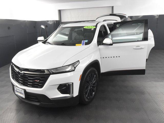 used 2022 Chevrolet Traverse car, priced at $33,333