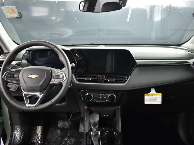 new 2025 Chevrolet TrailBlazer car, priced at $27,722