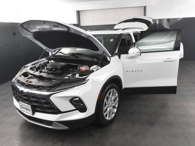 new 2025 Chevrolet Blazer car, priced at $44,532