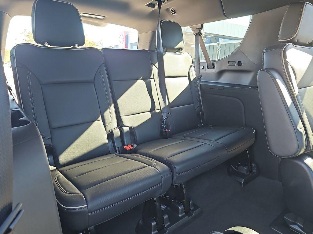 used 2023 Chevrolet Suburban car, priced at $44,900